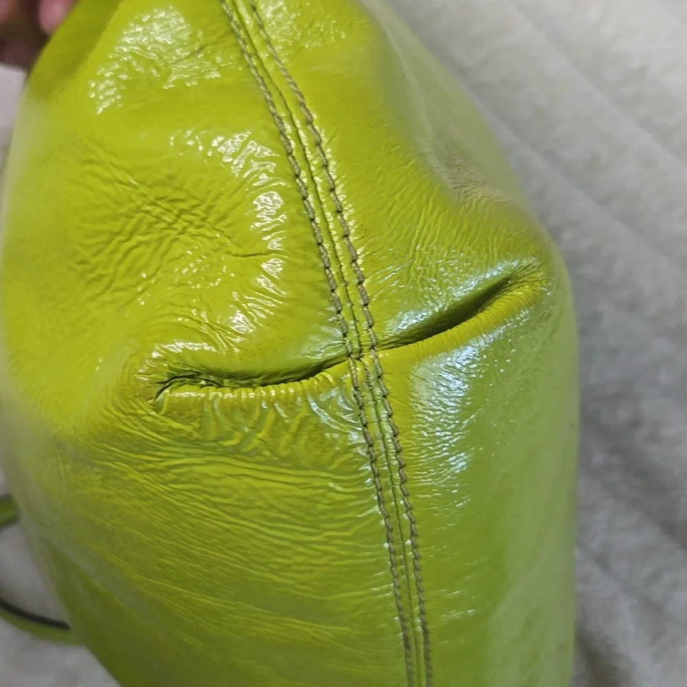 Michael Kors Lime Green Leather Tote Bag - Picture 5 of 12